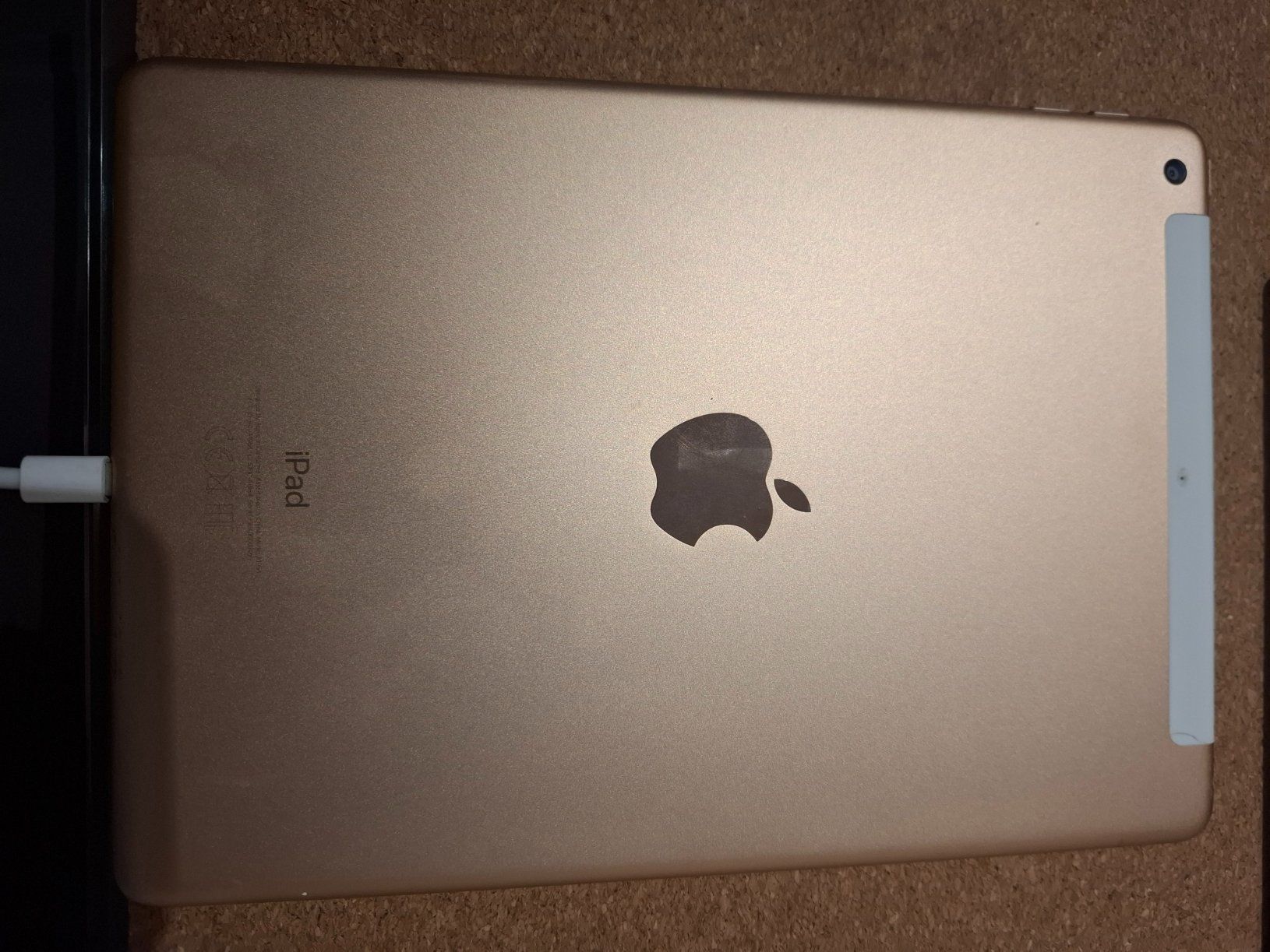 Apple Tablet PC: iPad 6 mit Ligthning Anschluss – Gebraucht aus Wangen b. Olten von Rscani 1