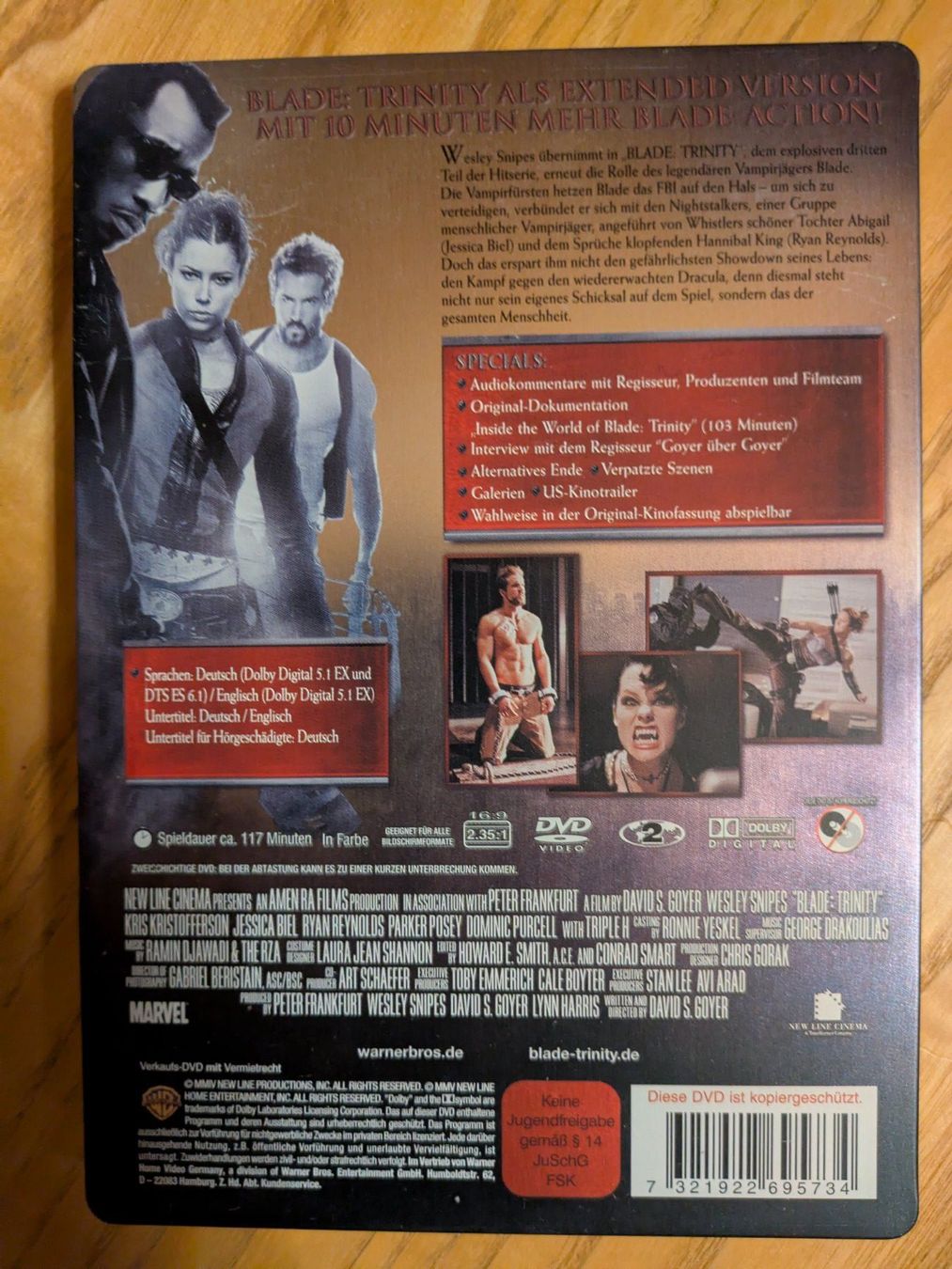 Tutti i DVDs: DVD: "Blade Trinity" - (Steelbook - 2-Disc Extended Version) – Usato da Männedorf venduto da Pacer19 1