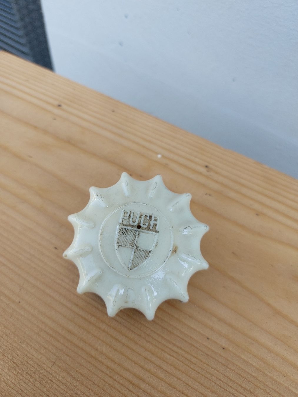 Puch Sonstiges Fahrzeugzubehör: Puch Velux Benzintank --Deckel – Gebraucht aus Ganterschwil von HeidiuPeter 2