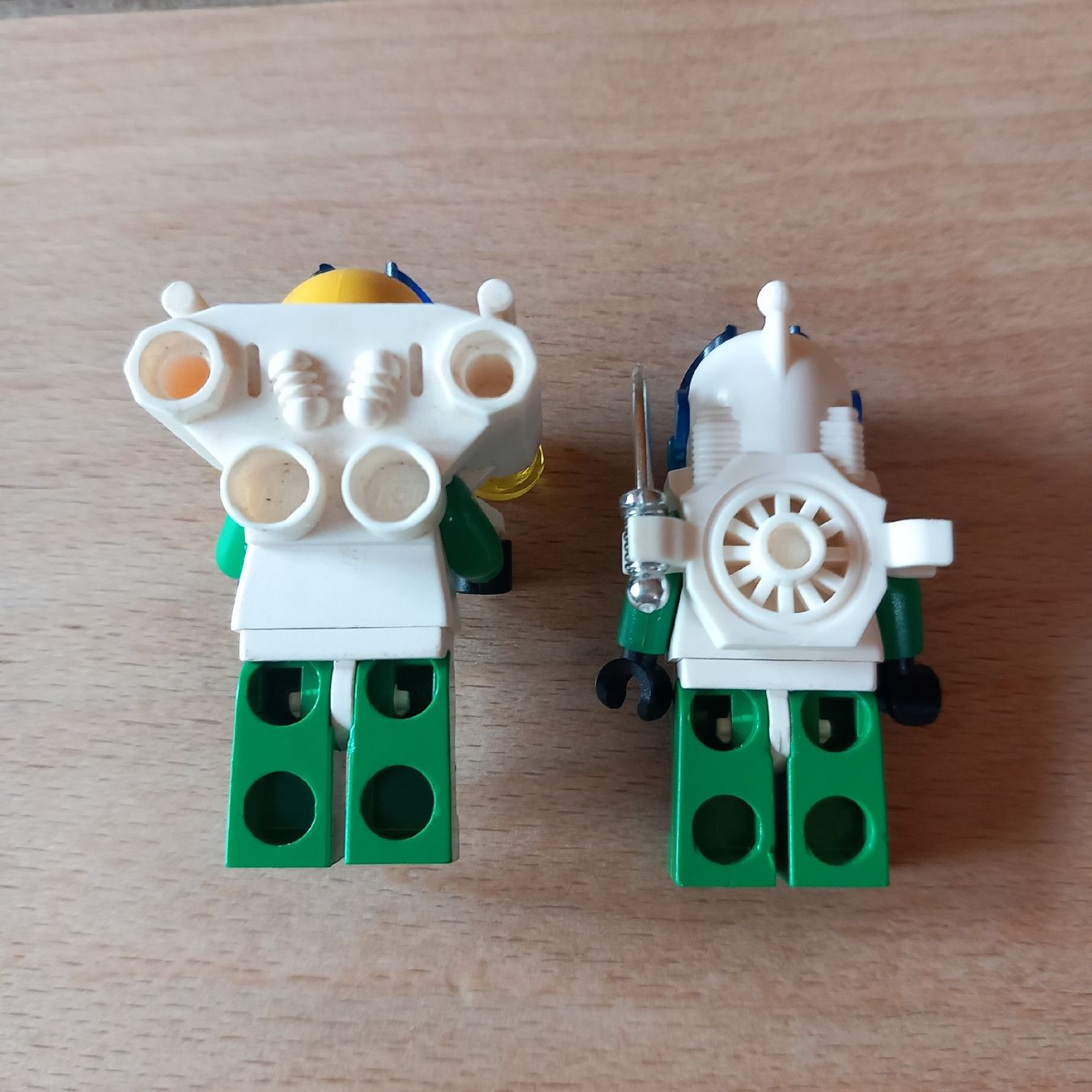 Lego Figuren: Lego Figuren Space 2x – Gebraucht aus Ebnat-Kappel von blazzi 1
