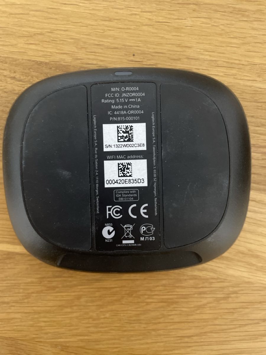 Logitech Telecomandi: Logitech Harmony Smart Control Fernbedienung mit Hub Set – Usato da Benken SG venduto da hop88 3