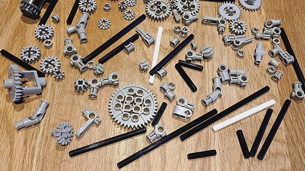Lego Kit di costruzioni: Lego Zahnräder-Verbinder-Technic 2 – Usato da Schwarzenbach(Huttwil) venduto da Padielito 2