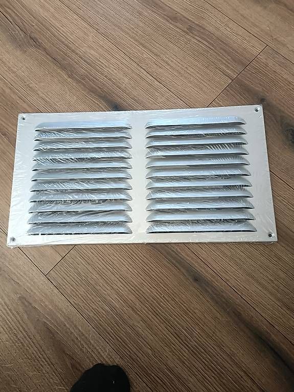 Ventilation: Wetterschutzgitter Alu 40x20 – Neuf avec emballage d'origine à Suhr par jtb_kd9c 2