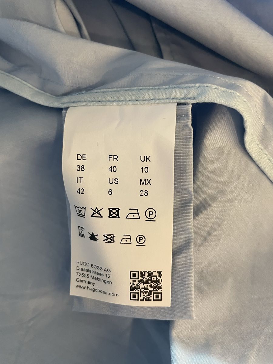 Hugo Boss Cappotti: Boss Trenchcoat hellblau Gr. 38 – Usato da Steinhausen venduto da Marmottarosa 2