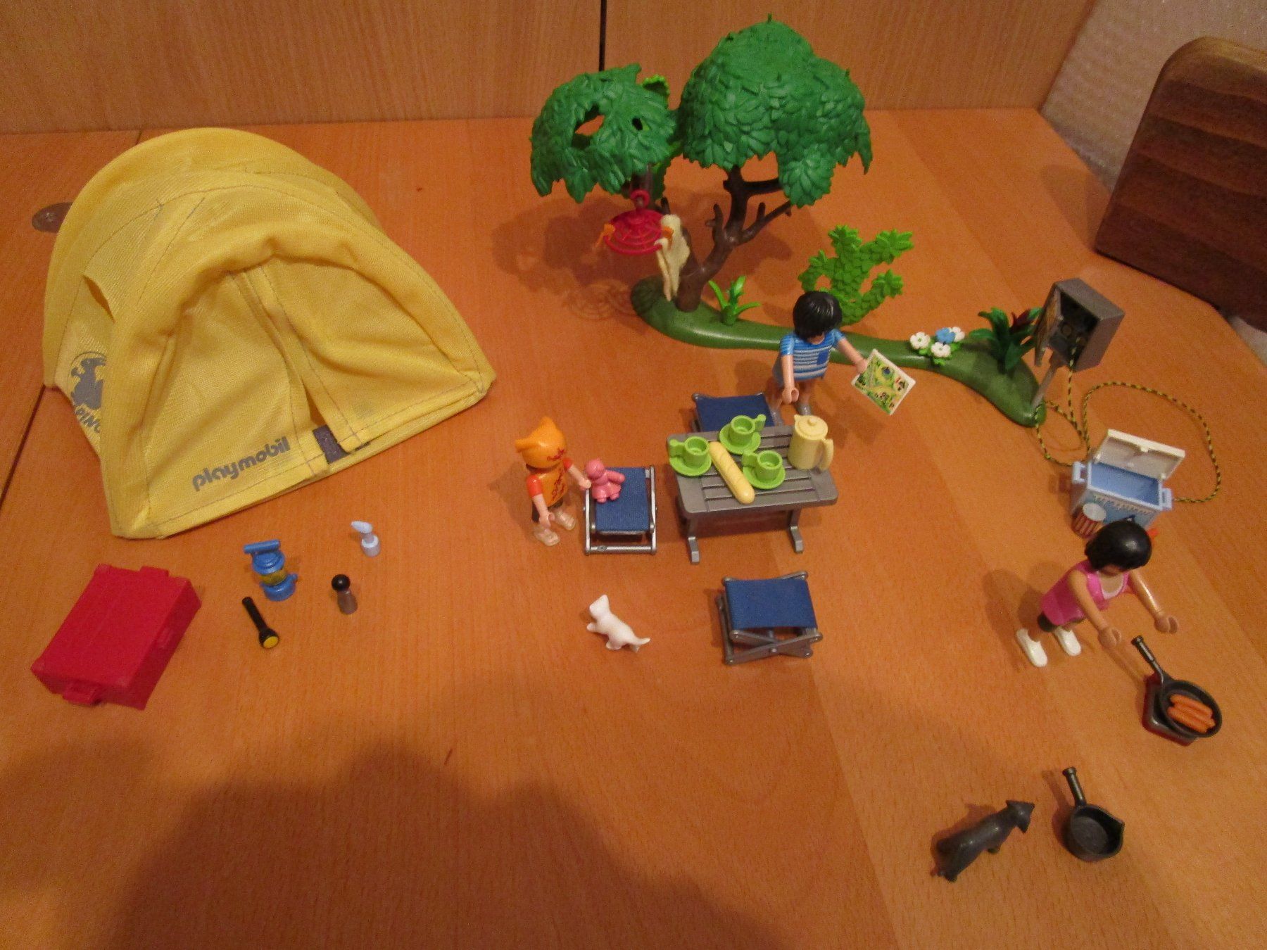 Playmobil Spielzeuge: Playmobil  -  Camping ausflug – Gebraucht aus Wetzikon ZH von Storchadebar