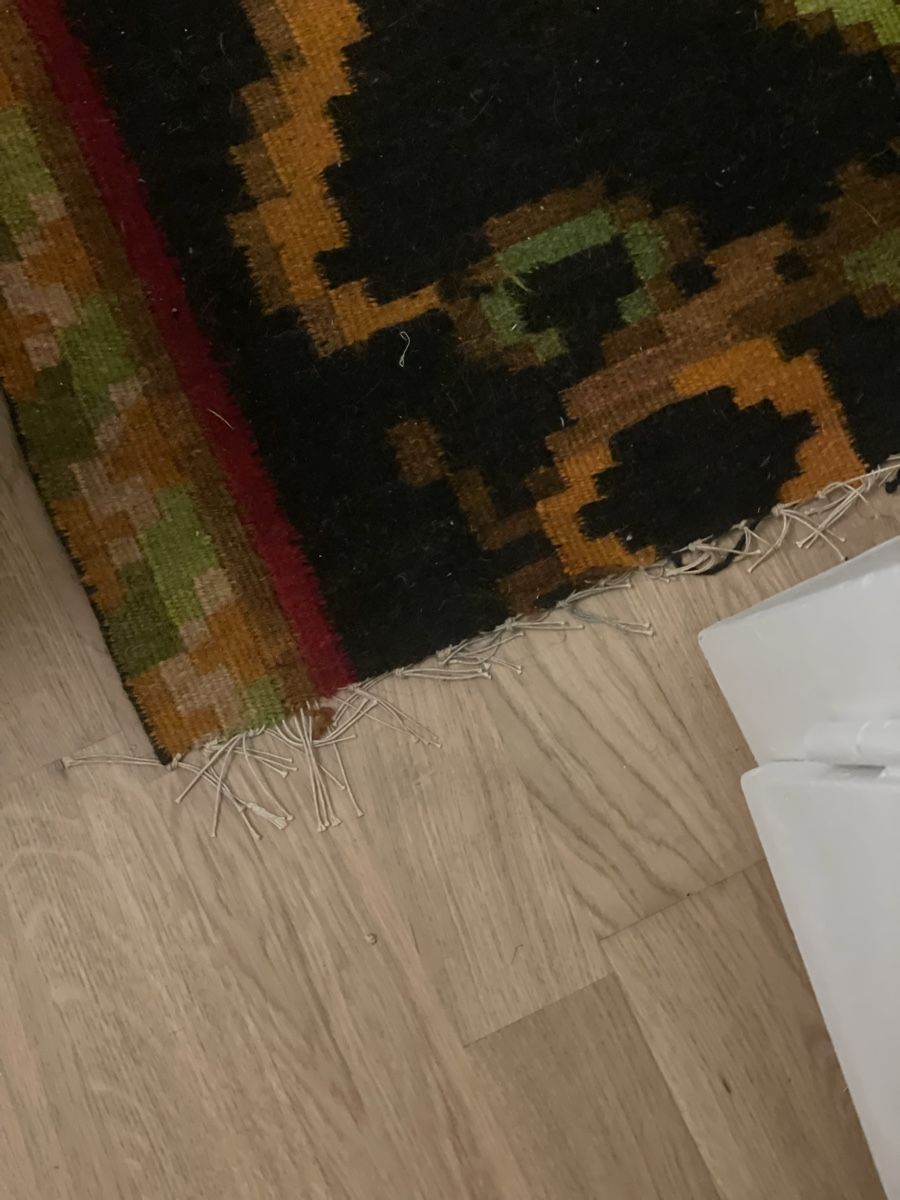 Tappeti: Antiker Wollteppich – Usato da Köniz venduto da AlessandraMedici 1