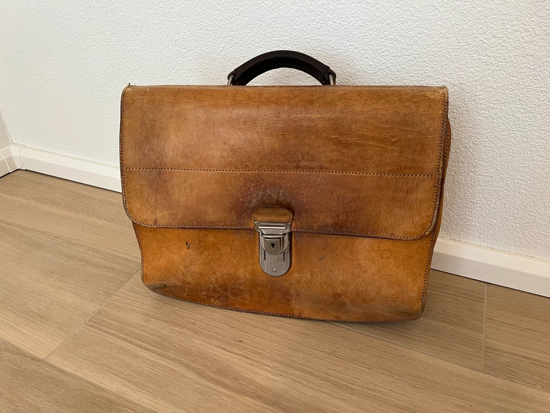 Valigie & Borse: Ledertasche Aktentasche Echtleder – Usato da Frauenfeld venduto da Hv 2