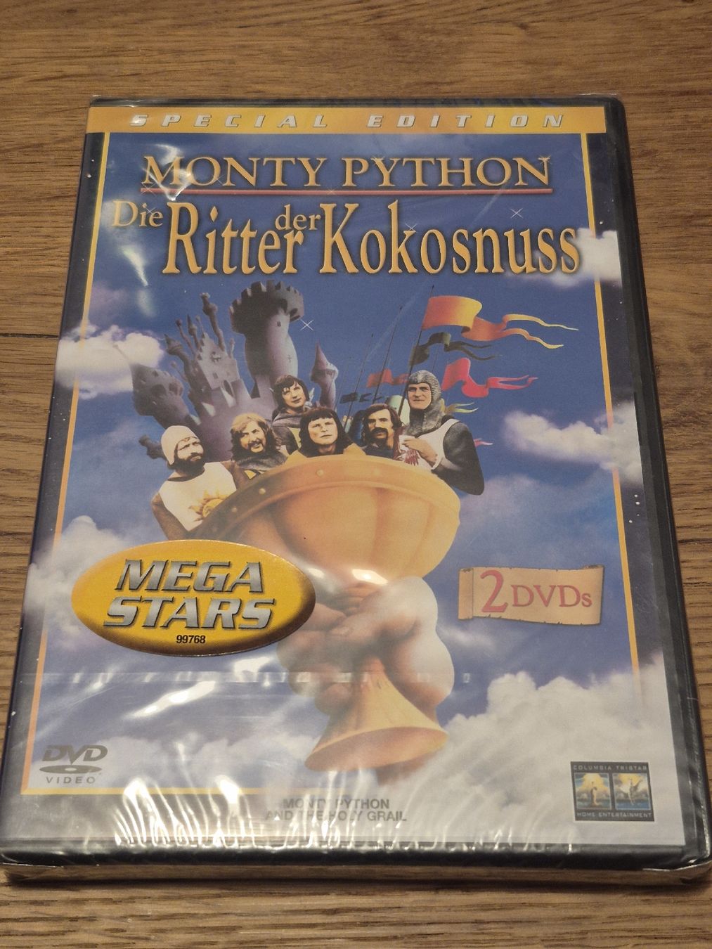 Tutti i DVDs: Monty Python - Ritter der Kokosnuss - DVD - Neu & OVP! – Nuovo e nell'imballaggio originale da Oberembrach venduto da giu_7ksd