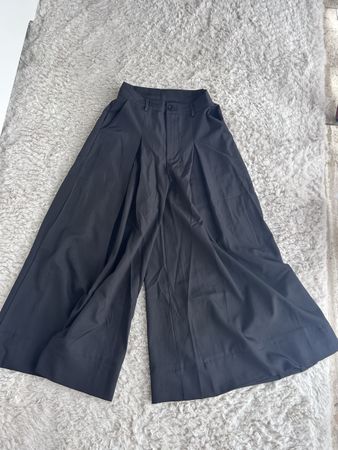 Culotte Hose Schwarz Grösse S 