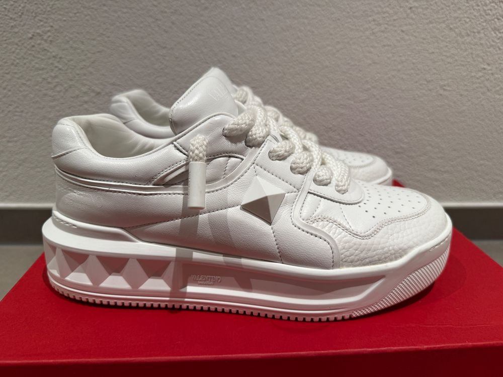 Valentino Scarpe da uomo: Valentino Sneakers – Nuovo (secondo la descrizione) da Giubiasco venduto da mat_n8k5 3