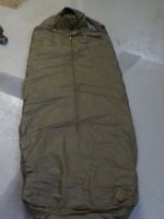 Schweizer Militärschlafsack mit Regenhülle