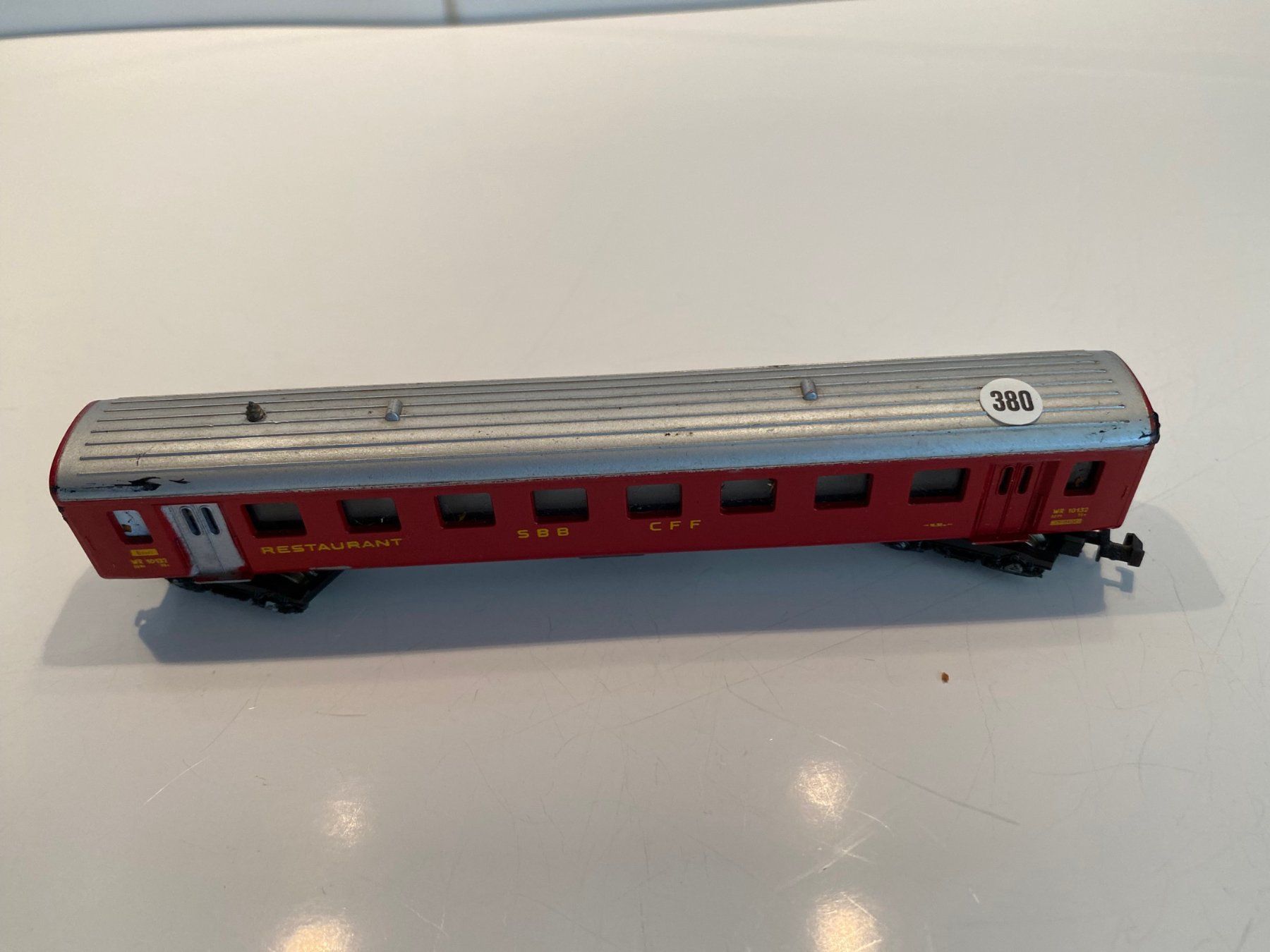 Lima Modellini di ferrovie: SBB Speisewagen Lima Spur N 380 – Usato da Kerzers venduto da tisyayasuBE 1