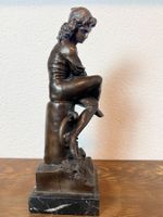 Bronze Figur lesender studierender Jüngling - H: 36cm sign.