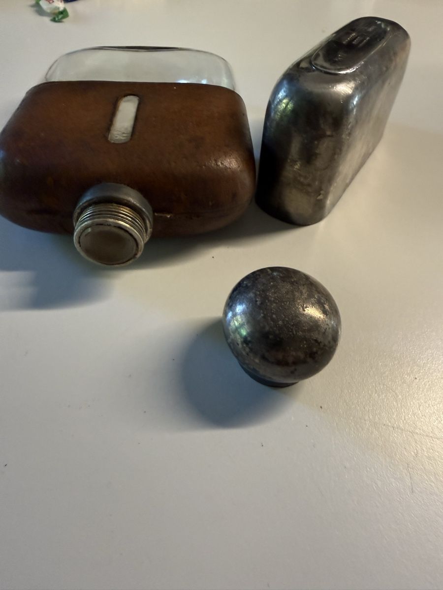 Bottiglie: Vintage Flachmann, Leder und vermutlich versilbert England – Usato da BASEL venduto da zum_schneugge 1