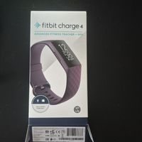 Montre d'activité Fitbit Charge 4 avec GPS violet