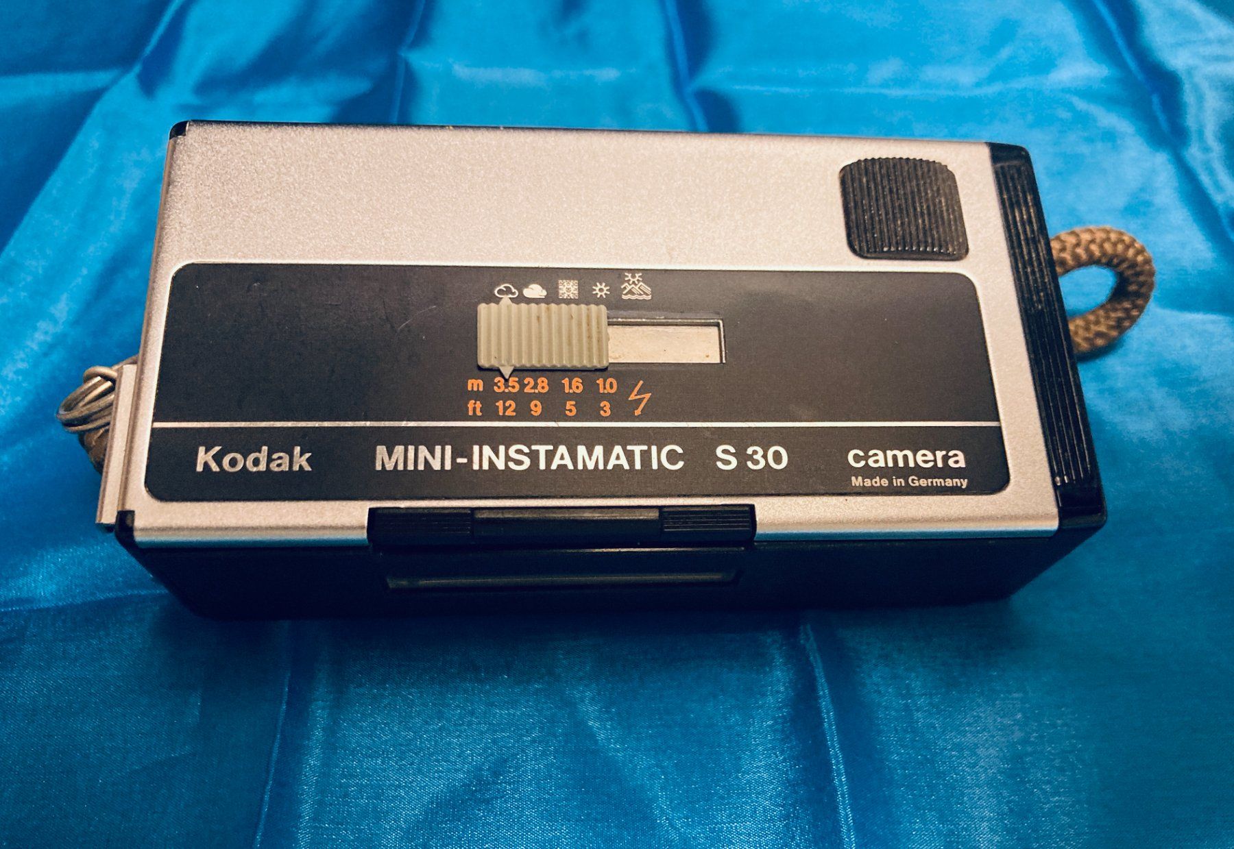 Kodak Fotocamera: Kodak S30 Mini Instamatic – Usato da Bonstetten venduto da Fiora7