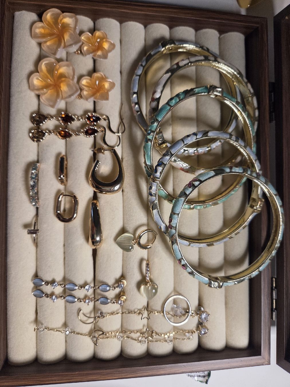 Autres bijoux: Schmucksammlung – Neuf (Voir description) à Basel par Hagksbn