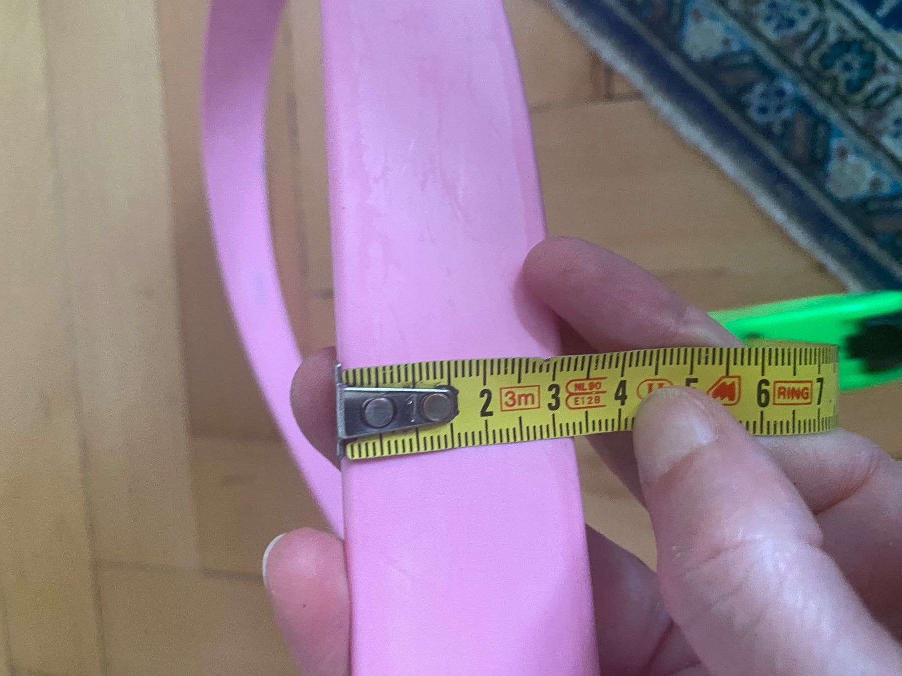 Cinture: Ceinture caoutchouc rose Tie-ups – Usato da Küssnacht am Rigi venduto da CALIFRASQUI 3