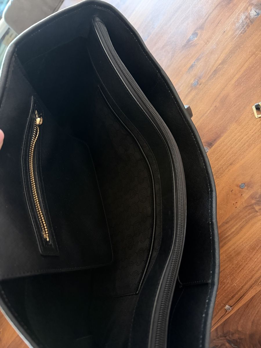 Michael Kors Borse da donna: Michael Kors Handtasche Schwarz – Usato da Pratteln venduto da sponiin 6