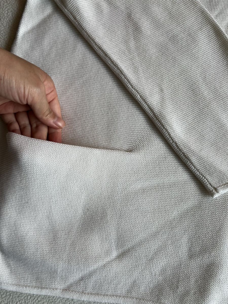 Cos Maglioni & Felpe: New tag Cos white sweater size Xs – Nuovo e nell'imballaggio originale da Zürich venduto da dor_9l9g 6