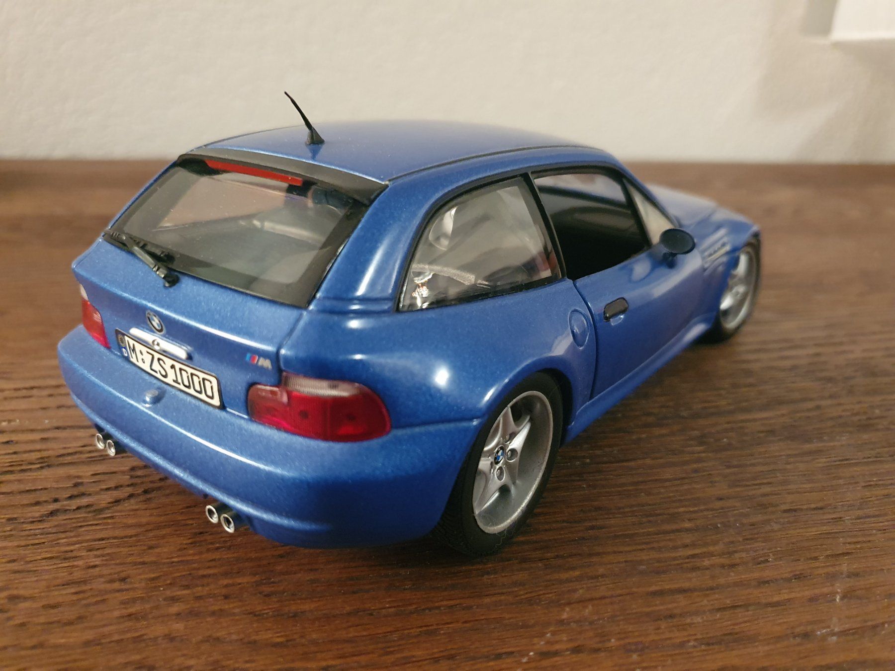 UT Models Modellini d'auto: BMW Z3 M Coupe 1/18 UT Models – Usato da Chernex venduto da Manu0128 7