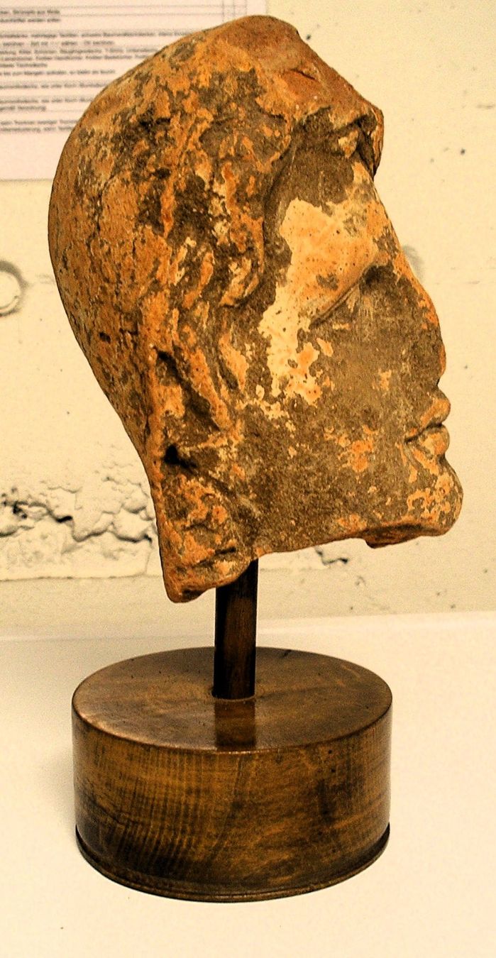 Sculture & Statue: antiker MännerKopf aus Terracotta – Usato da Oberhofen am Thunersee venduto da luuping99 2