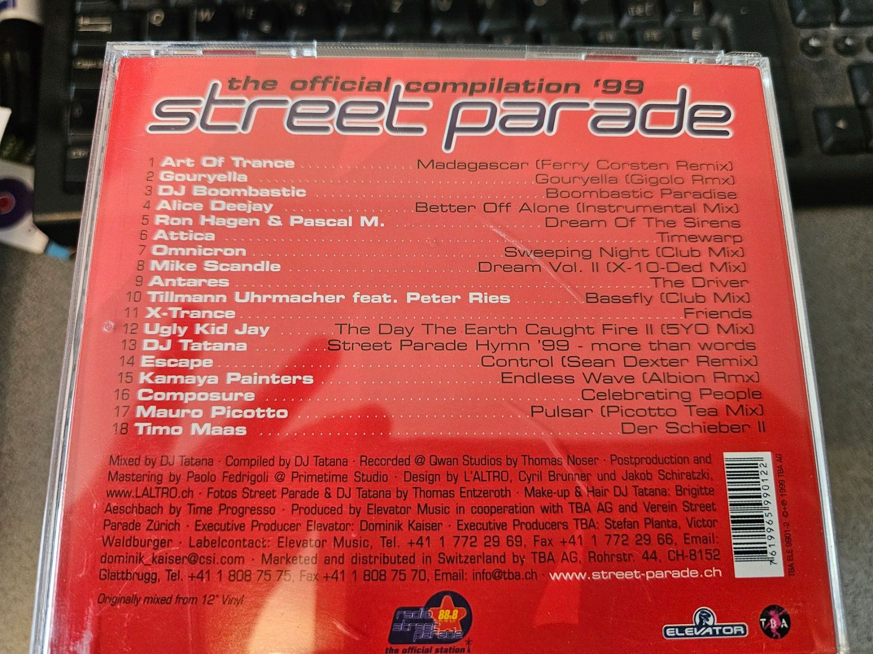 CD: Streetparade 99-DJ tatana/oxa – Usato da Bremgarten AG venduto da musiccollector 1