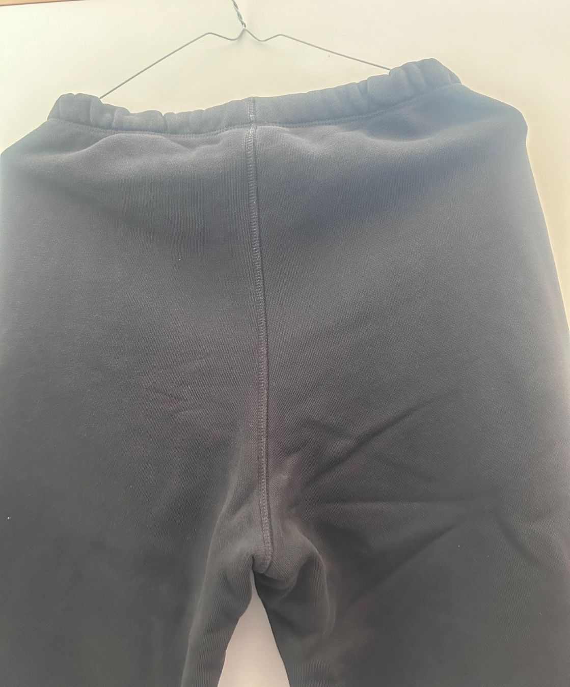 Pantaloni: GYMSHARK Sweatpants – Usato da Dättwil AG venduto da fio_d76l 6