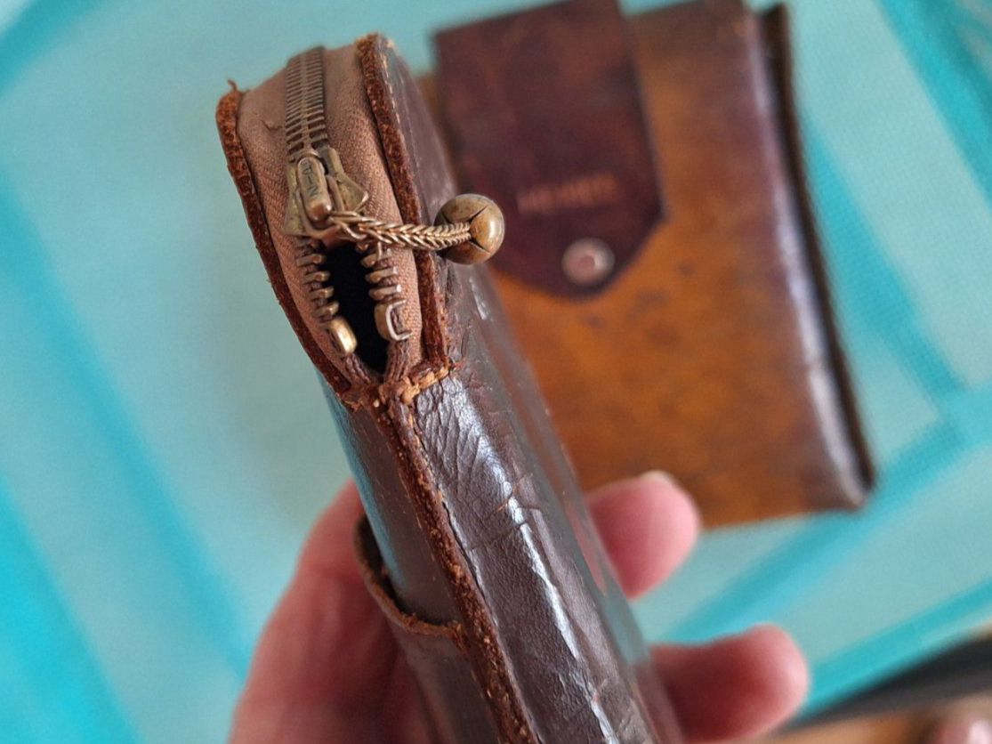 Taschen: 2 alte Lederetuis – Gebraucht aus Dornach von majo8689 6