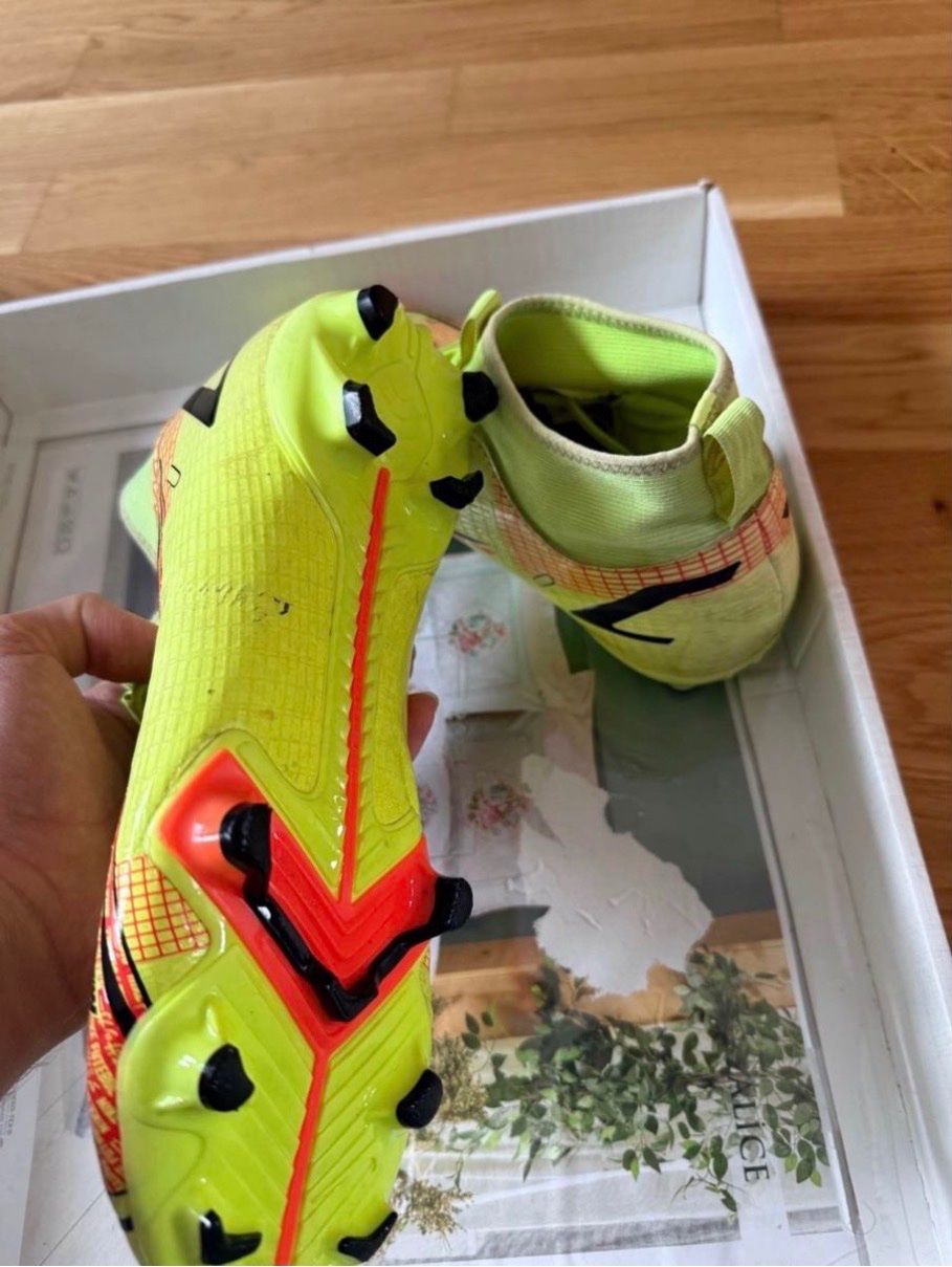 Fussball- & Hockeytore: Nike Fussballschuhe – Gebraucht aus Biel/Bienne von Husseinsheikho 2