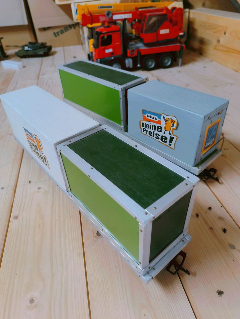 Modellini di ferrovie: LGB Spur G - Eigenbau 2x Container Wagons, Top! – Usato da Brunnadern venduto da Playmofan 2