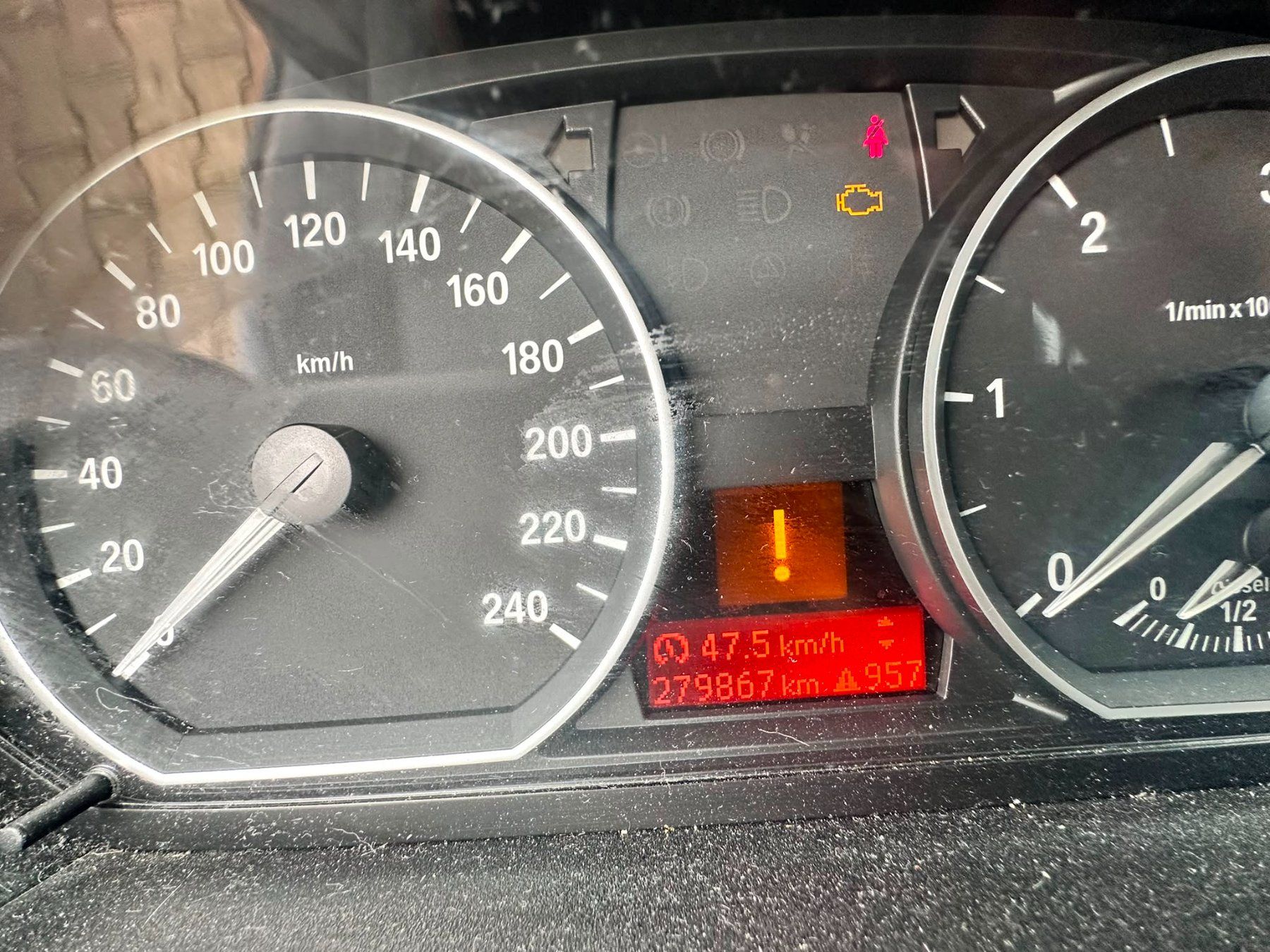 BMW Autos: BMW 118d mit Motorschaden – Gebraucht aus Otelfingen von hof74 3