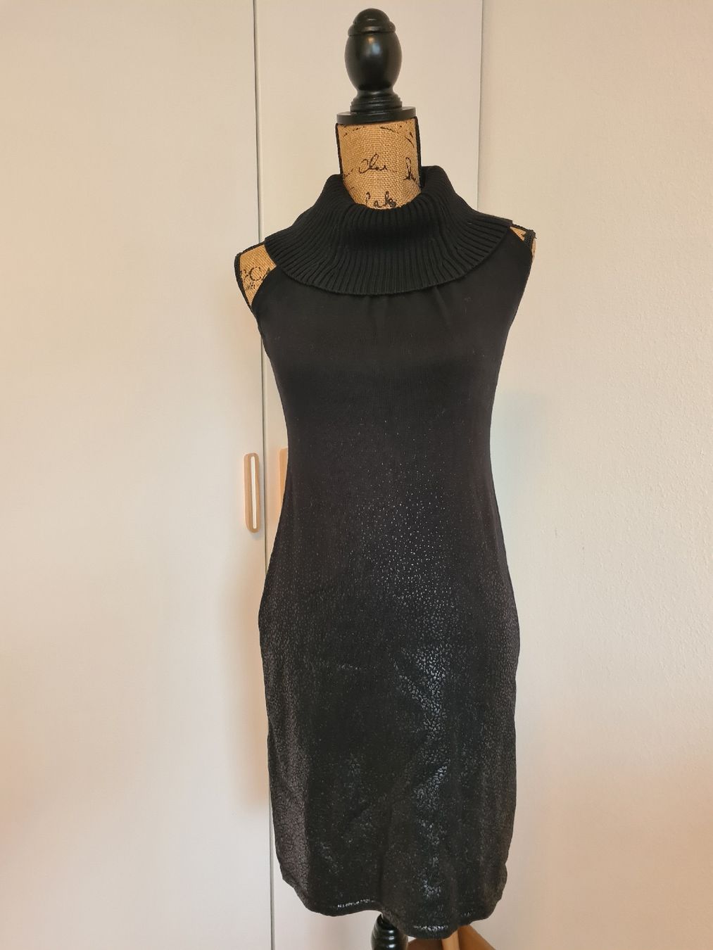 Vestiti: Schwarzes Strick kleid Gr. XS, Kenneth Cole, – Nuovo (secondo la descrizione) da KRIENS venduto da Franzy_Blond10