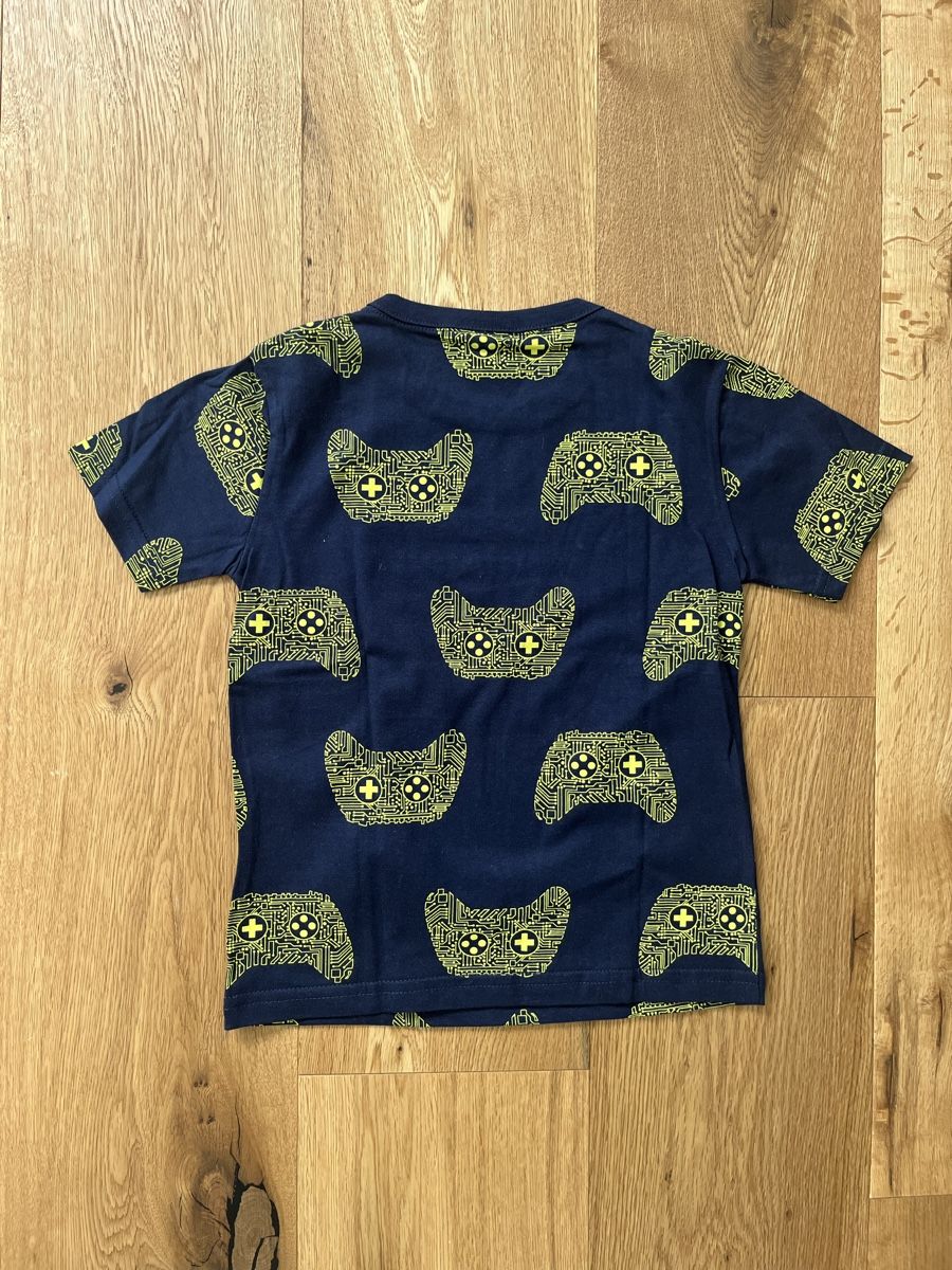 Camicie, T-shirt & Polo: Kinder Tshirt, Gr. 104 – Nuovo (secondo la descrizione) da Interlaken venduto da fbnscl 4
