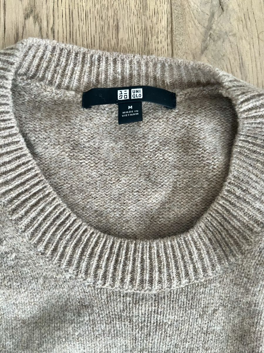 Uniqlo Maglioni & Felpe: Uniqlo Wollpulliver – Usato da Laufenburg venduto da samba1978