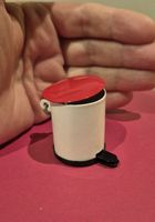 Mülleimer mit Pedal für Puppenhaus/Puppenstube