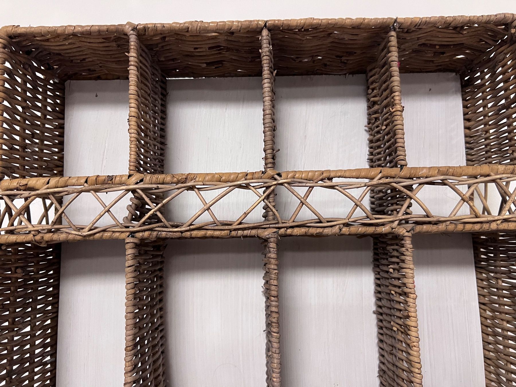 Riviera Maison Regale: Rivera Maison Rattan Wandregal – Gebraucht aus Burgdorf von Meltusia 7
