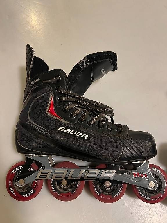 Bauer Pattini in linea & Pattini a rotelle: Bauer RX05 Inline Hockey Skates / Rollerblades Grösse 42 – Usato da Arlesheim venduto da SKA_4144 3