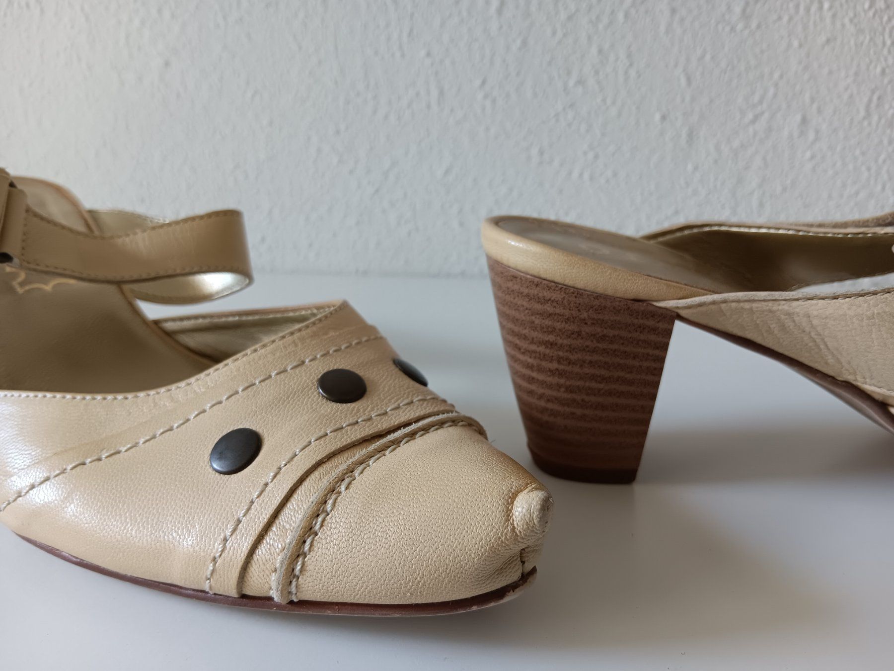 Scarpe da donna: TEXTO Chaussures / Schuhe pointure / Nummer 39 – Usato da Cossonay-ville venduto da Super-Price-Quality 4