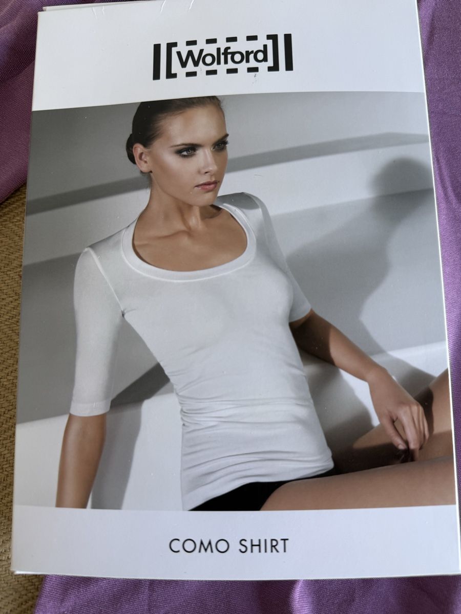 Wolford T-shirt: WOLFORD Como Shirt Grösse M Acai – Usato da Konolfingen venduto da petzipetz 1