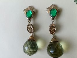 Vintage Statement Ohrclips XXL – Smaragd & Olivgrün Kristall