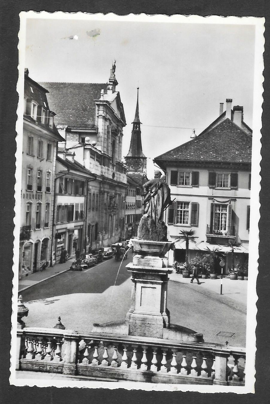Cartoline postali: Solothurn Hauptgasse mit alten Autos – Usato da Olten venduto da clotaldi