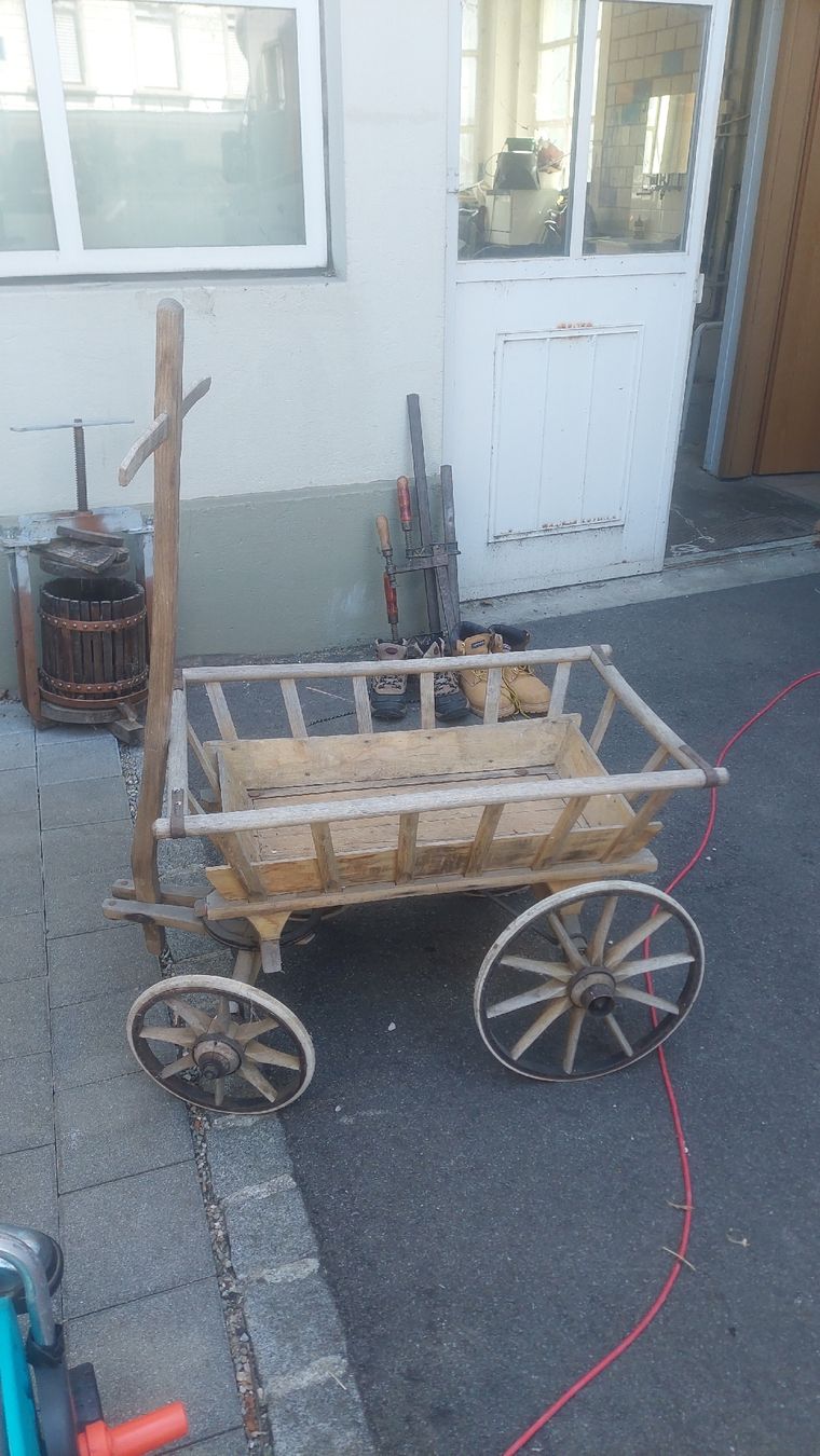 Carriole: Holz Handwagen antiker Zustand – Usato da Konolfingen venduto da lanomi 2