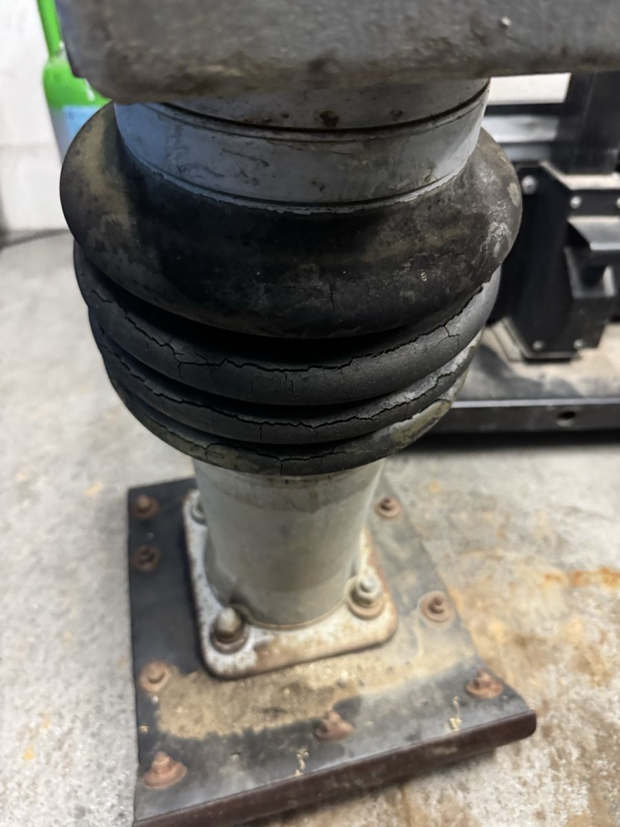 Tutte le macchine: Weber SRX 65 Grabenstampfer Versichter ab 1.-  – Usato da Leuggern venduto da Darwin016 3