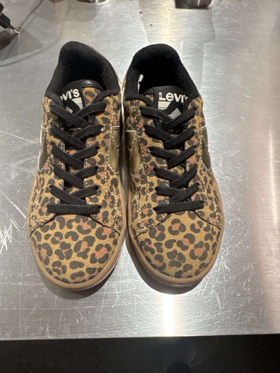 Levi's Scarpe per ragazze: Levi's Leopard Halbschuh 28 – Nuovo e nell'imballaggio originale da St. Gallen venduto da LkN_34