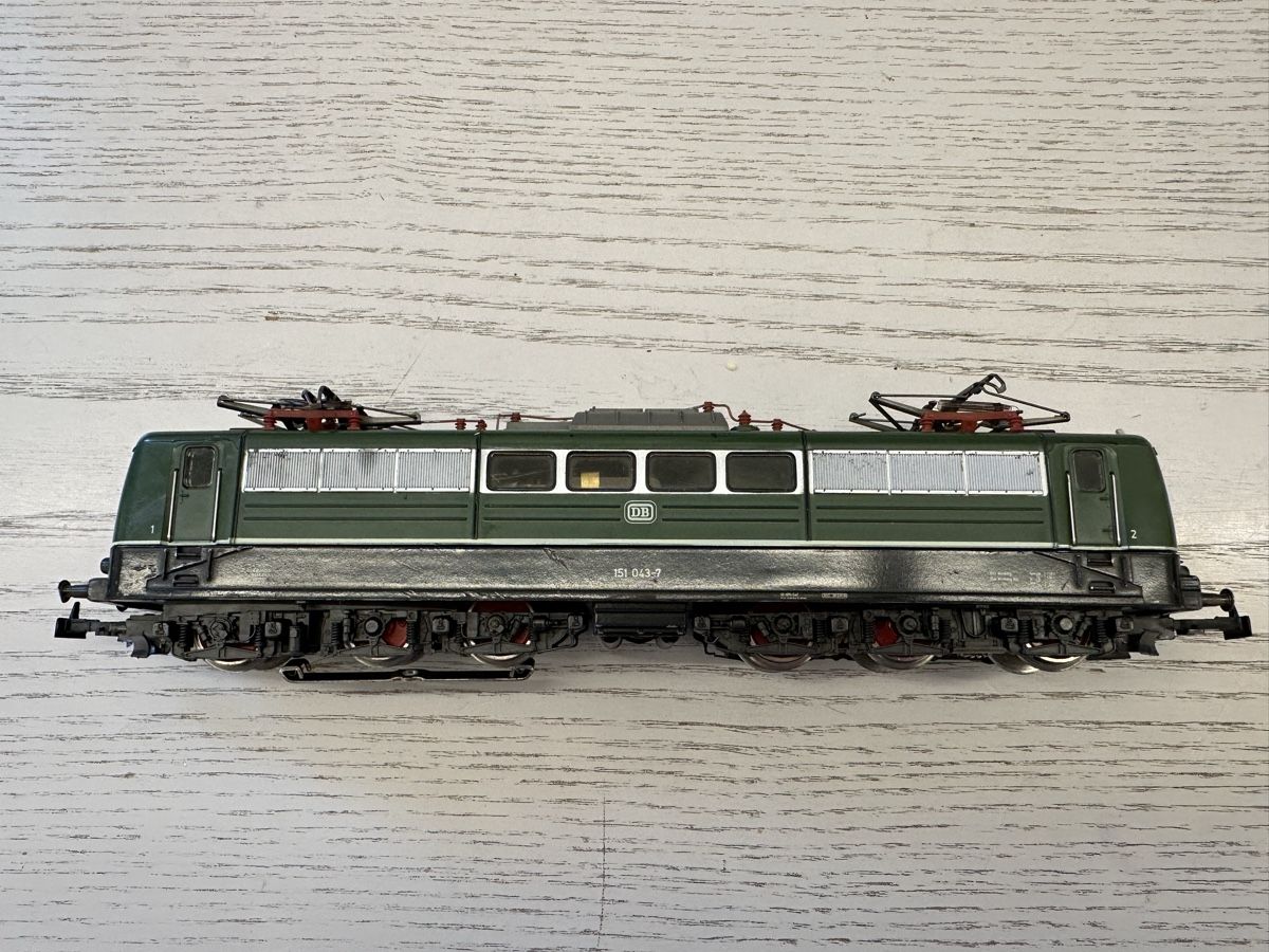 Märklin Modelleisenbahnen: Märklin 3057 DB BR 151 – Gebraucht aus Lupsingen von New-Haven 3