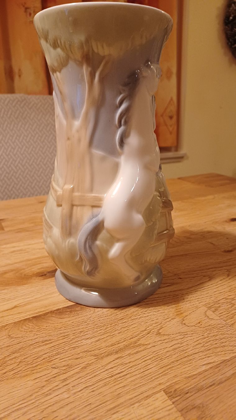Vasen & Gefässe: Schöne Vase  Pferd motiv – Gebraucht aus Flawil von Naphtali 5