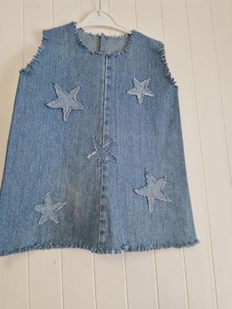 Robe en jeans bleu étoile 116 / 6A