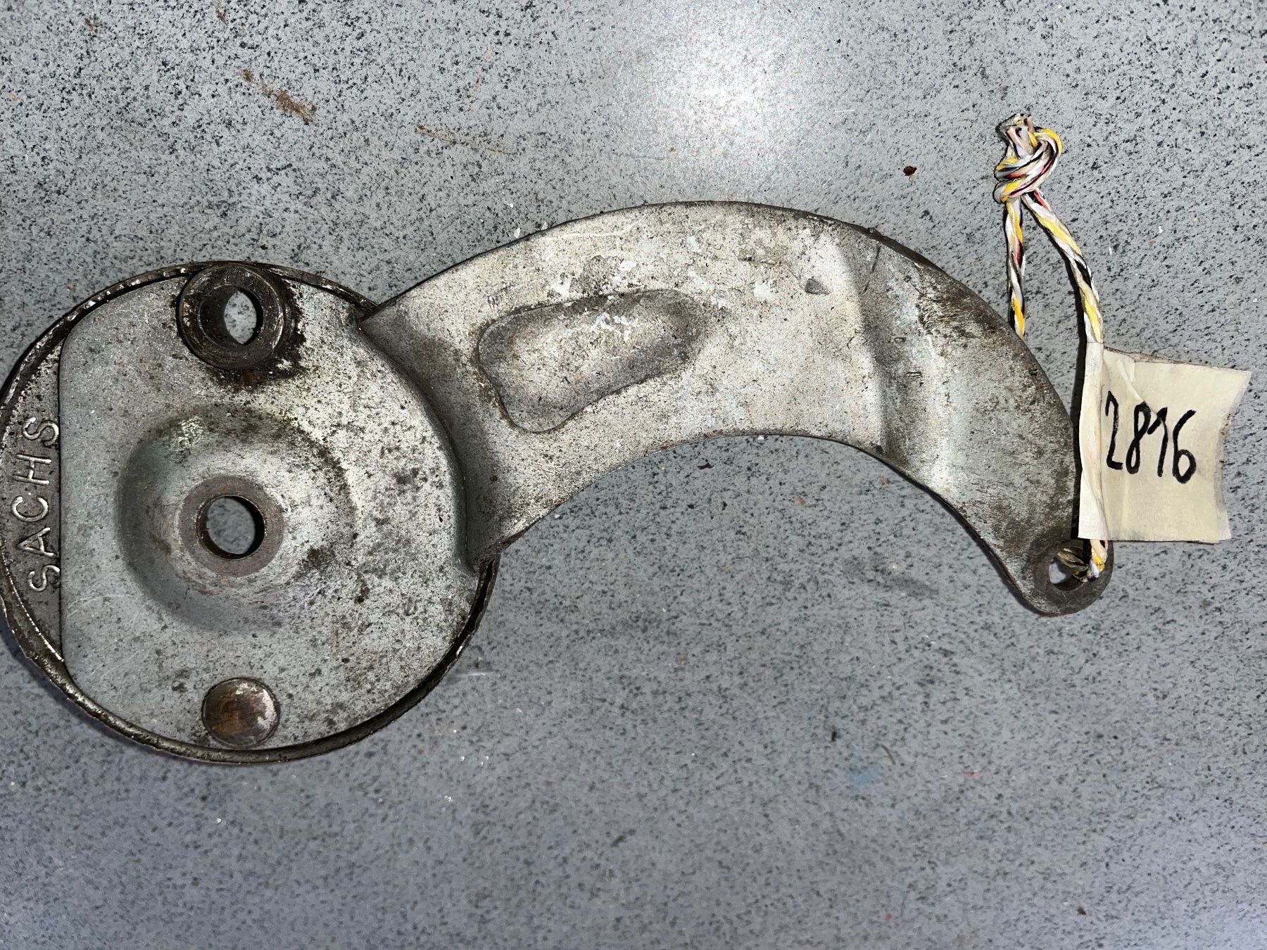 Sachs Parti ricambio per ciclomotori: Sachs Rücktritt Bremsankerplatte – Usato da Fahrni b. Thun venduto da berger_tuning34 1