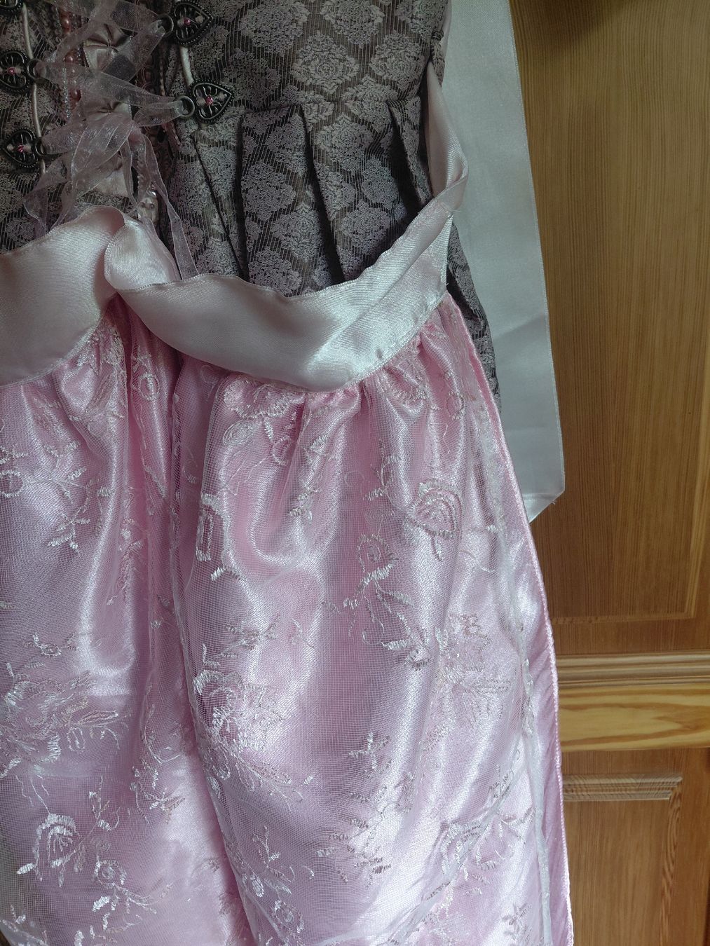 Vestiti: Alpentrach Dirndl- Top Zustand – Nuovo (secondo la descrizione) da Beinwil SO venduto da bol01 3